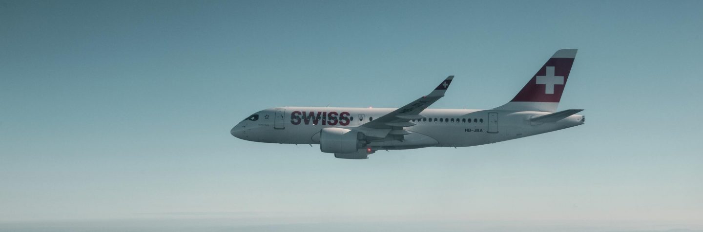 Swiss Airways A320-200 aircraft, showcasing sustainable aviation fuels in a modern aviation context.