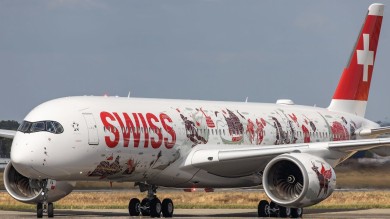 The first Airbus A350, featuring a special livery, is a tribute to Switzerland.