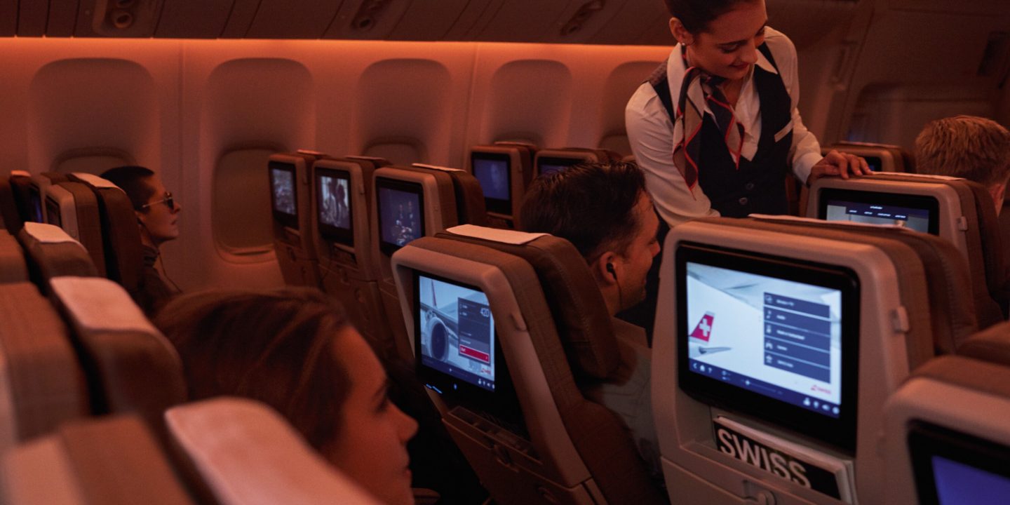 Boeing 777 economy class // Economy Klasse // classe &eacute;conomique