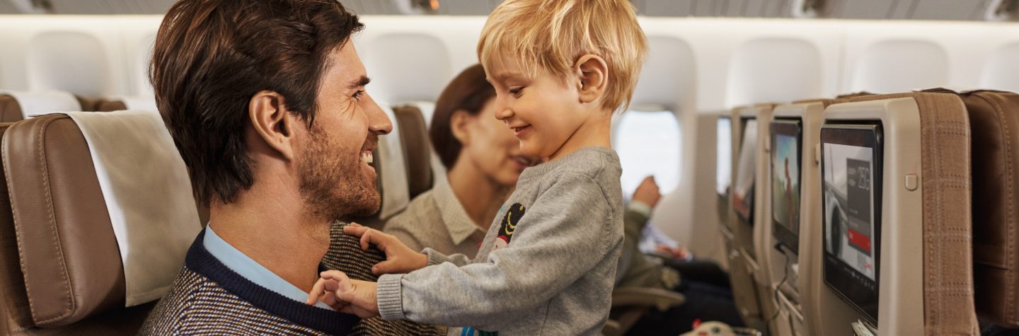 Boeing 777 economy class // Economy Klasse // classe &eacute;conomique