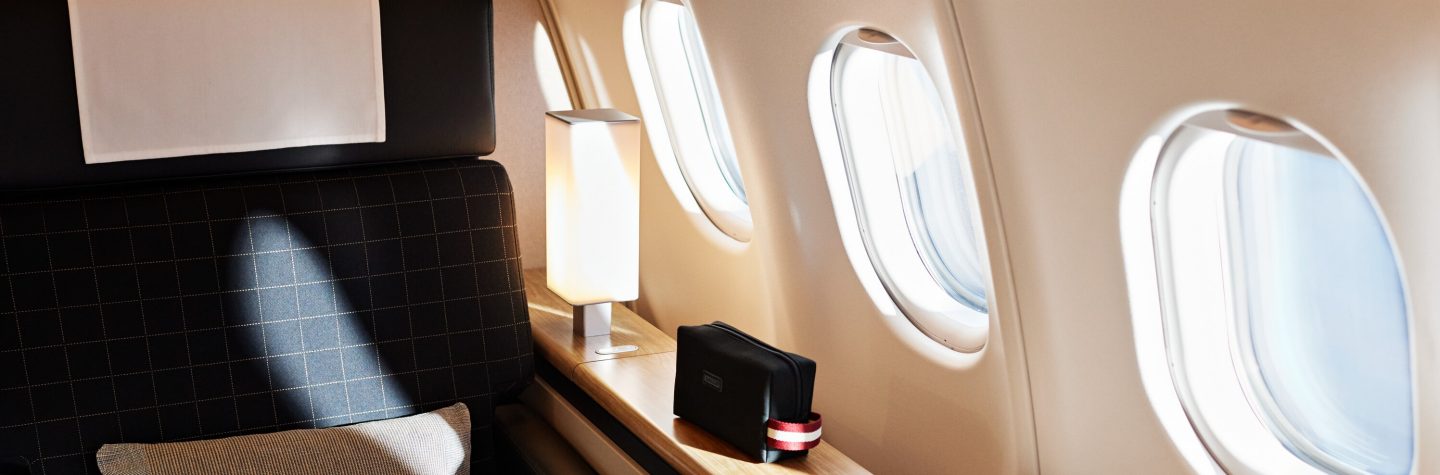 LX, Airbus A340, first class // erste Klasse // premi&egrave;re classe,