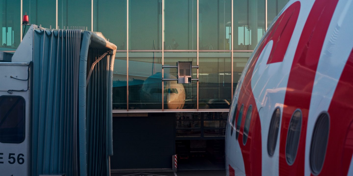 LX, Boeing 777