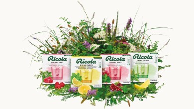 No sugar, lots of flavor. Whether at home, at work or on the go: Ricola Drink Cubes transform your daily drinking routine into a tasty pleasure. They come in these four flavors.