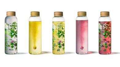 Whether at home or on the go: The small cubes provide variety when drinking water